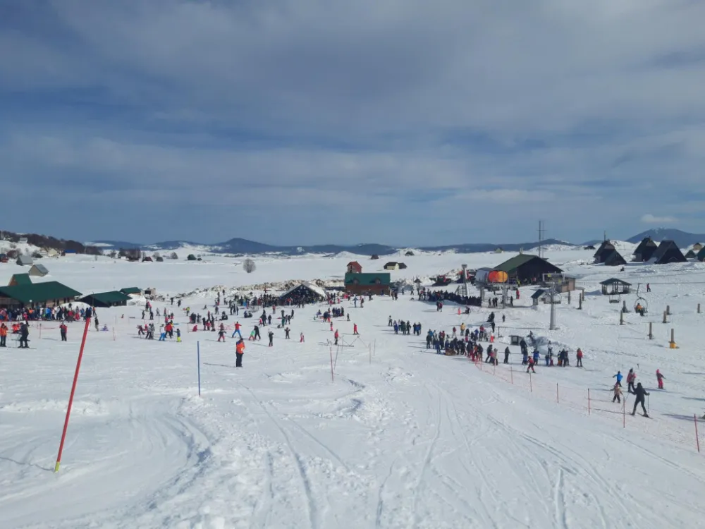 SNP Žabljak: Umjesto u izgradnju trga, 30 miliona uložiti u žičare Savin kuk i Momčilov grad