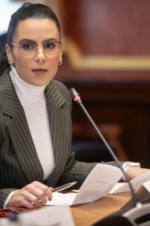 Popović: PES se ponižava pred Mandićem zbog opstanka Vlade