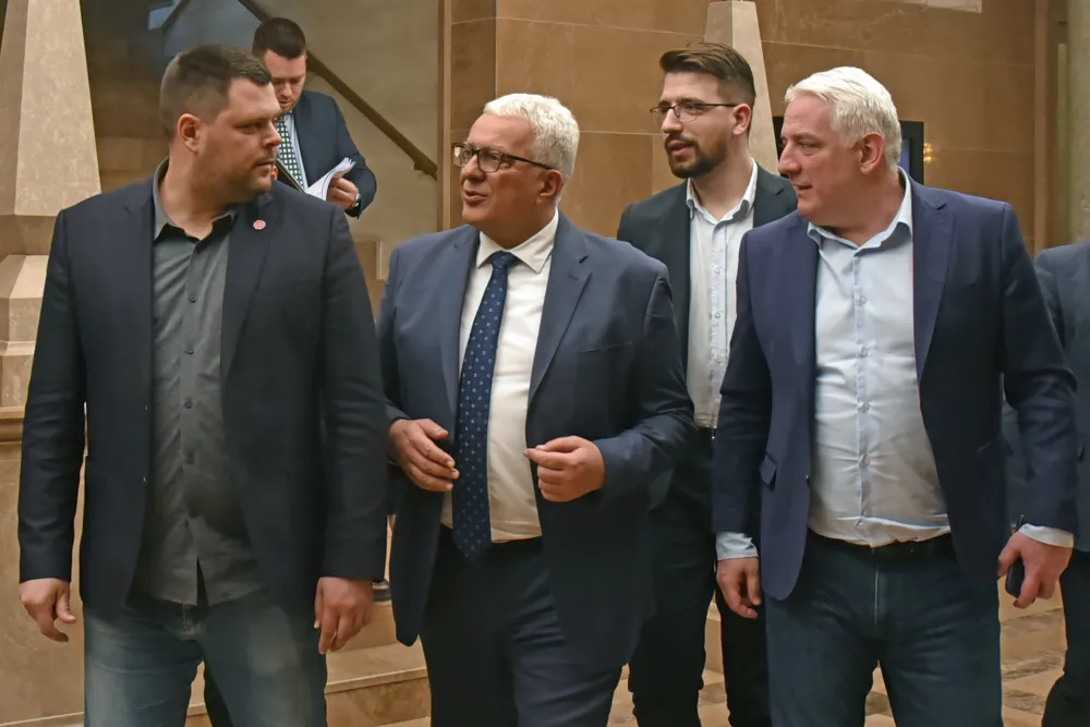 Mandić pozvao sve partijske funkcionere da se dogovore o budućnosti koalicije ZBCG