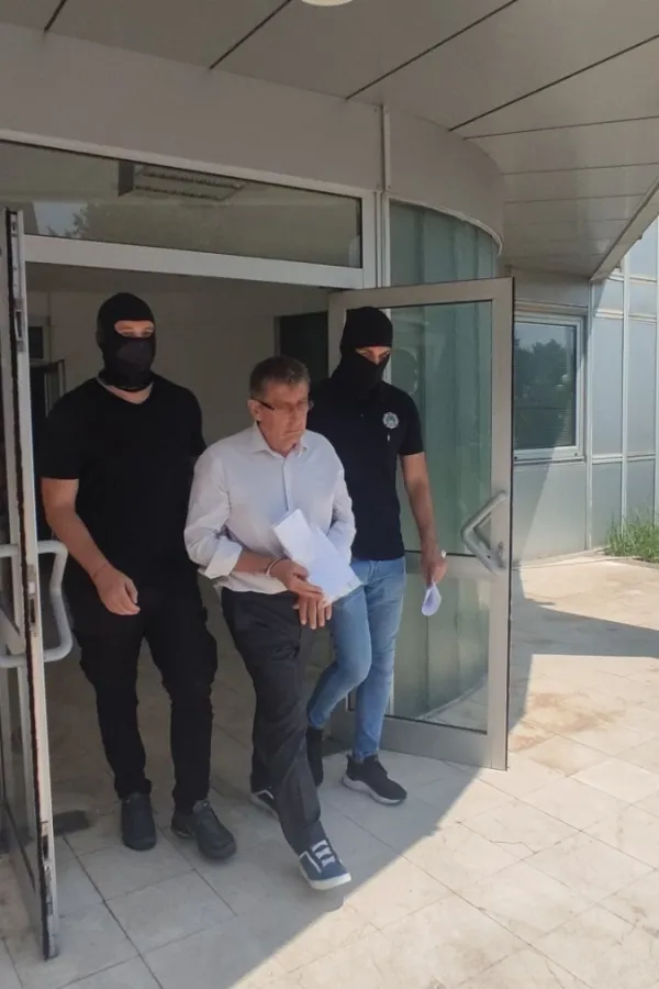 Sa dana&scaron;njeg roči&scaron;ta Vasu Uliću i ostalima sud isključio javnost: Mićović upozorio da može doći do suicida