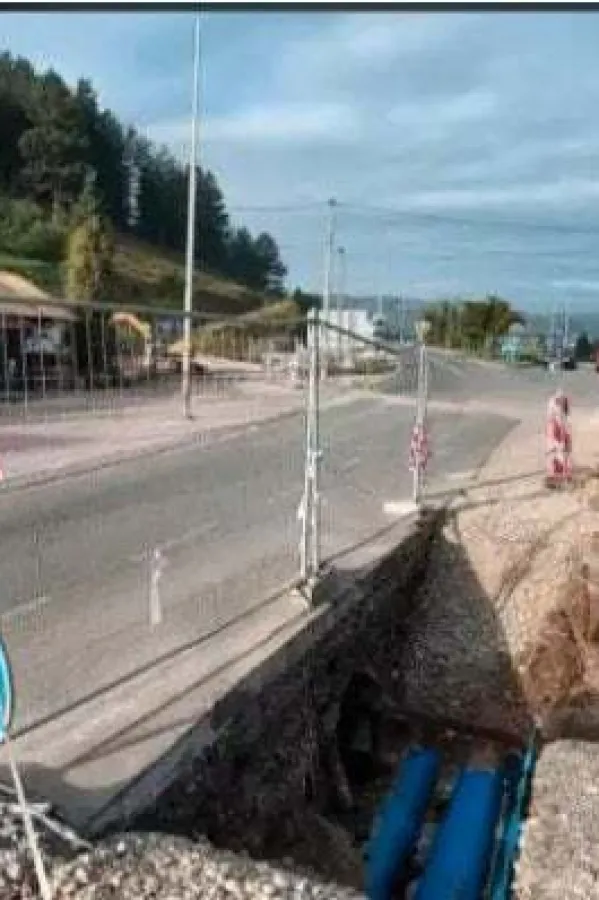 Zastoj radova u Pljevljima: Čekaju dozvolu da se ukloni drveće