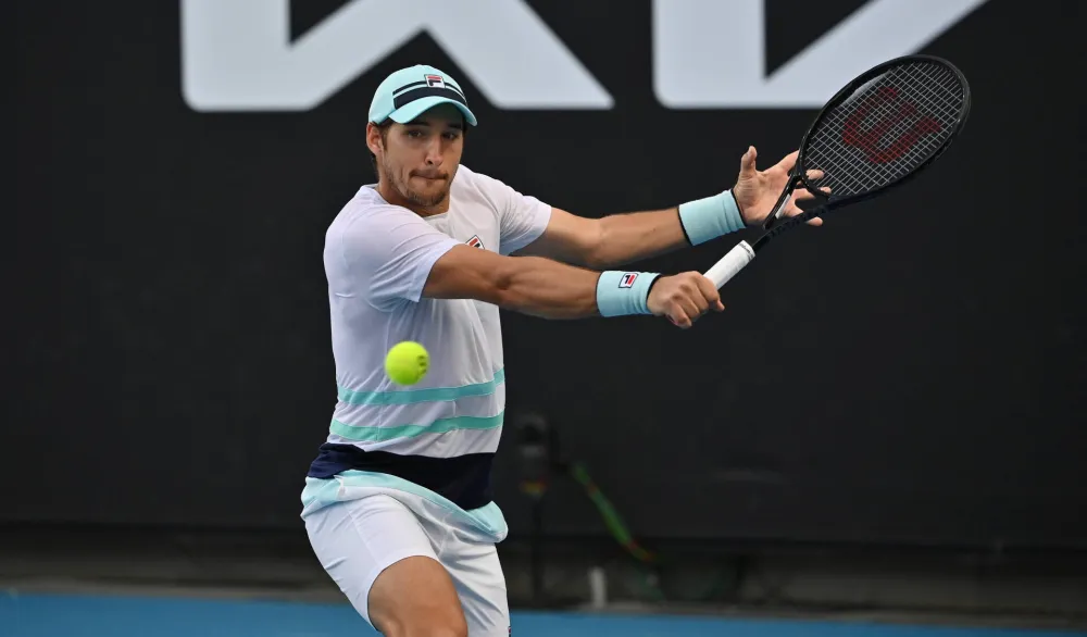 Du&scaron;an Lajović