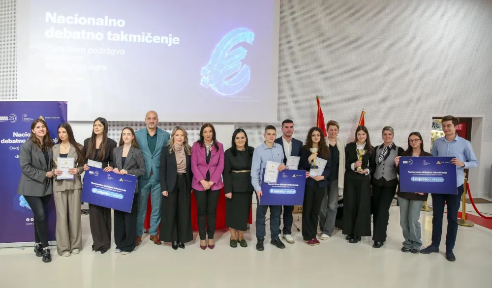 Zavr&scaron;eno nacionalno debatno takmičenje za srednjo&scaron;kolce u Budvi