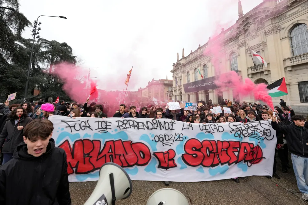 Protest u Milanu protiv Zimskih olimpijskih igara: Vodeni topovi i tuča sa policijom