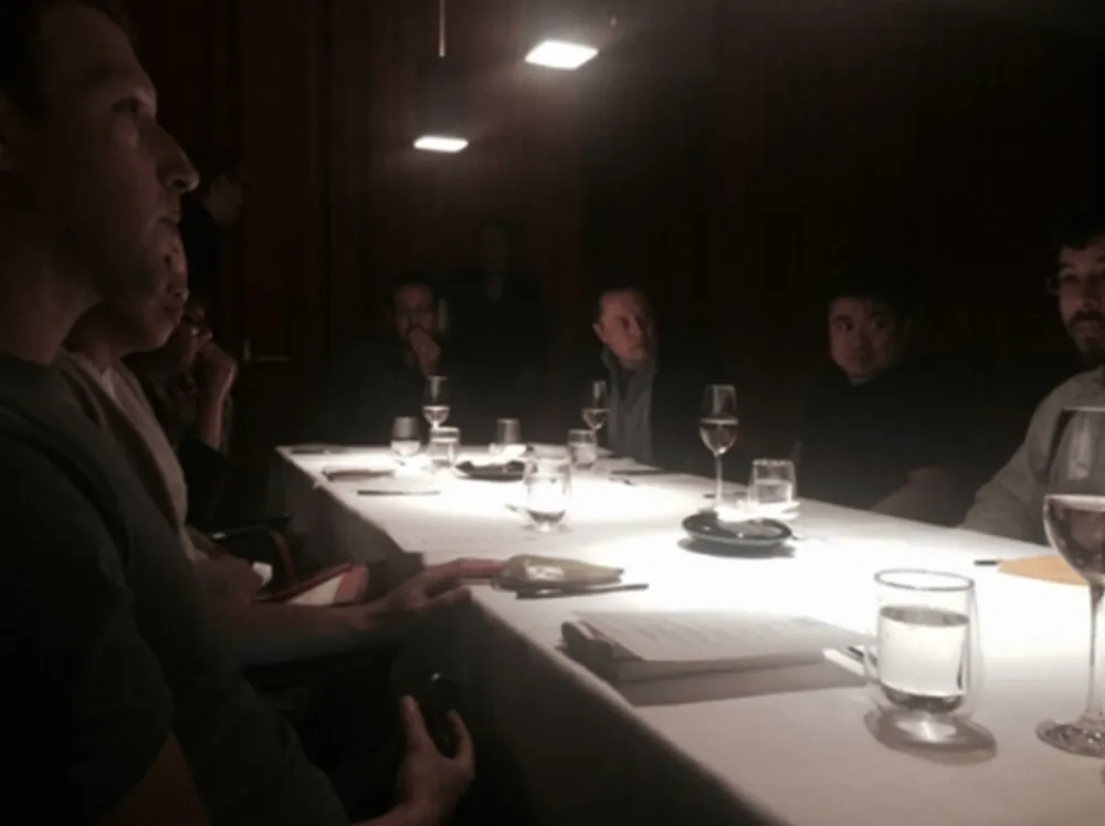 Epstinov mejl iz 2015: Večeras sam sa Maskom, Tilom i Zakerbergom