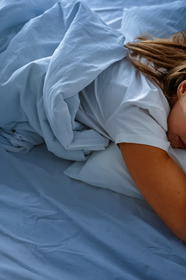 Stručnjaci upozoravaju: Ako spavate na stomaku, ozbiljno ugrožavate zdravlje