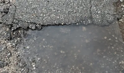 Udarne rupe ugrožavaju odvijanje saobraćaja u Nik&scaron;iću