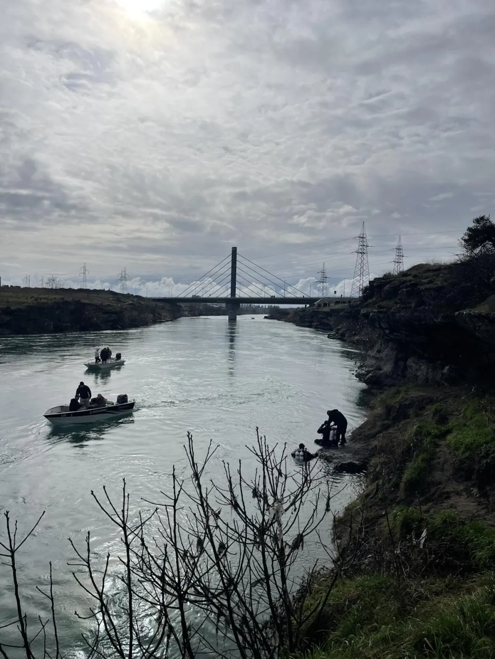 Potraga za osobom koja je automobilom sletjela u Moraču