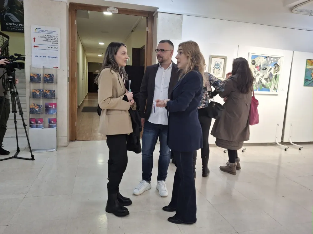 Podsticaj afirmaciji mladih likovnih umjetnika