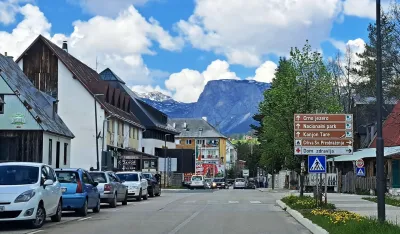 DPS Žabljak: Isticanje trobojke najnovija provokacija Mandića, Durmitorska inicijativa ucjenom primorana da glasa