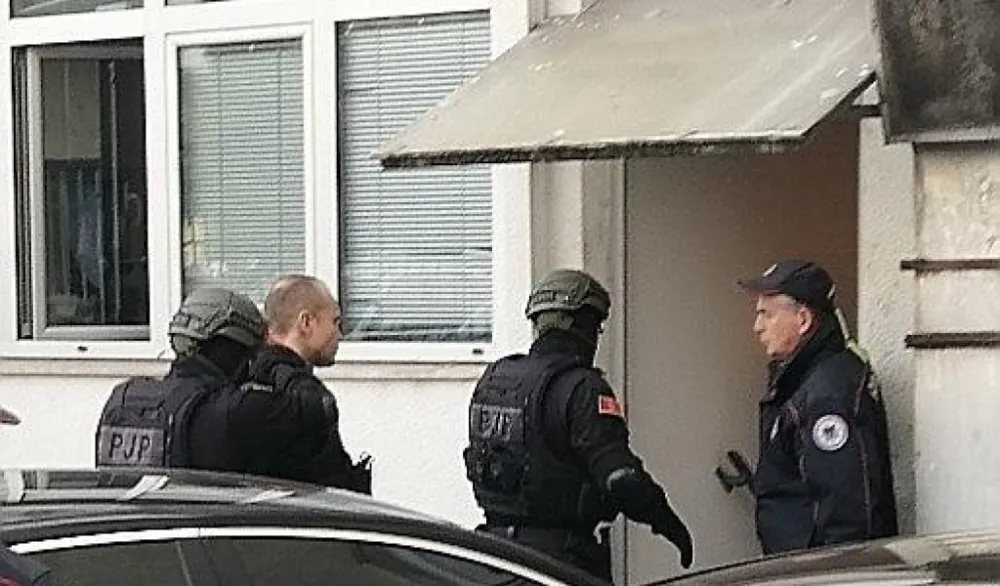 Suđenje prekinuto, optuženi za ubistvo Kru&scaron;čića i napad na Lakić udaljeni iz sudnice