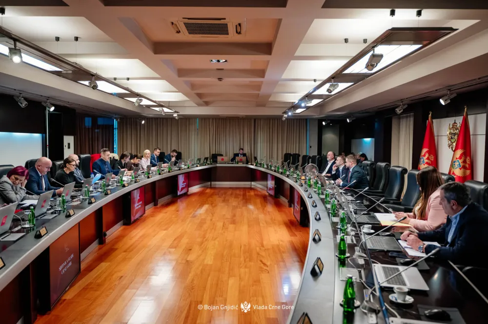 Izabrani predsjednik i dva člana Savjeta Agencije za željeznice