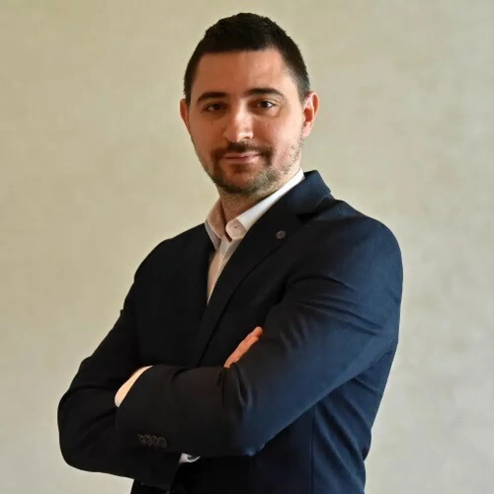 Madžgalj podnio ostavku, sru&scaron;io odbor direktora, pa pristao na novi mandat u Aerodromima