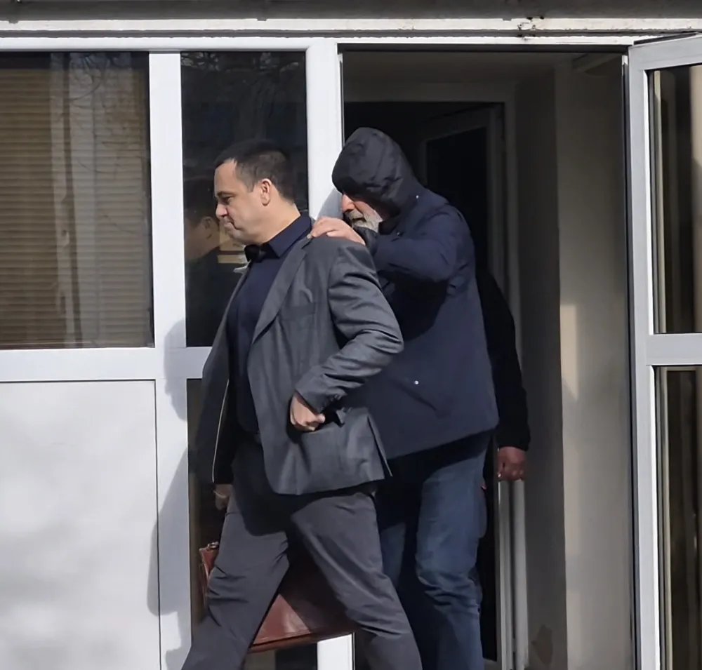 (VIDEO/ FOTO) Barović pu&scaron;ten nakon saslu&scaron;anja