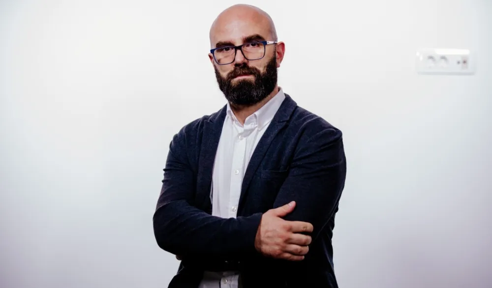 Dalibor Vuksanović, pravnik i analitičar