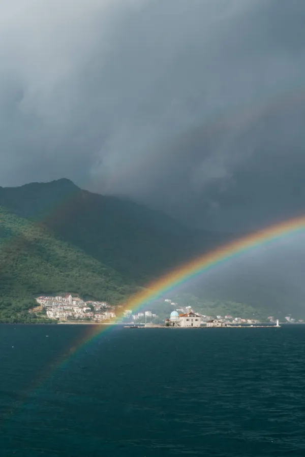 Sjutra pretežno suvo, tokom noći jače naoblačenje