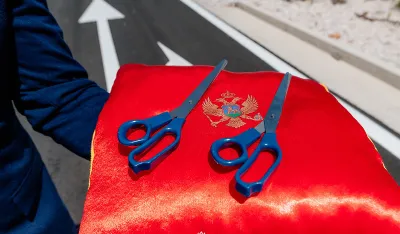 Zloupotreba državnih resursa u političkoj borbi: Radna mjesta i crvena vrpca u izbornom kalendaru