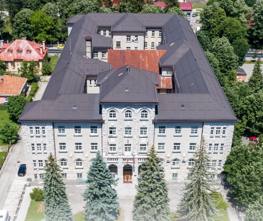 Prijestonica Cetinje izdvojila 200 hiljada eura za obnovu bioskopske sale u Rijeci Crnojevića