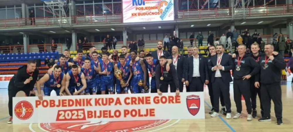 Budućnost Voli brani tron