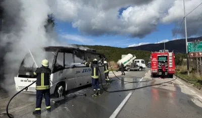 Ulcinj: Izgorio autobus, nema povrijeđenih