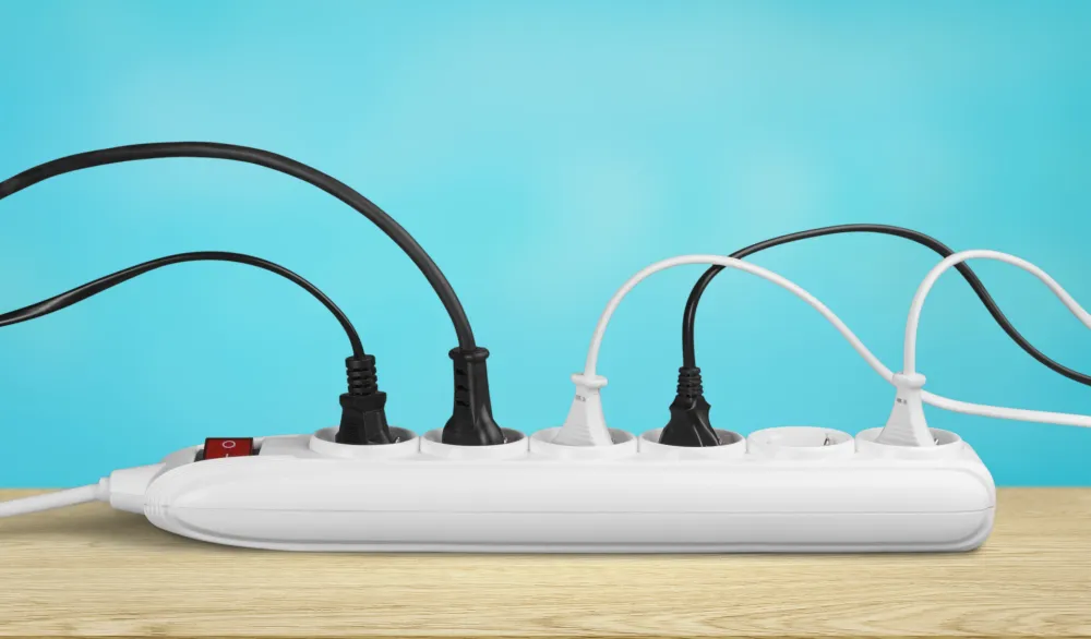 Kućni aparati koje nikako ne treba uključivati na produžni kabl