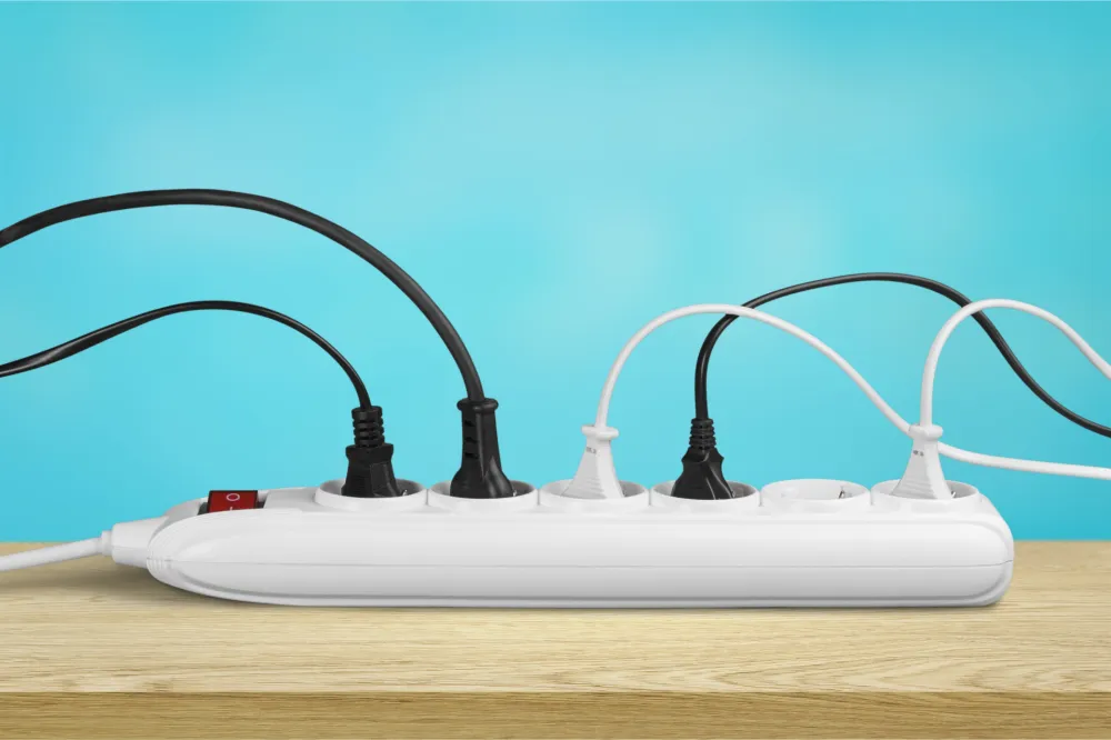 Kućni aparati koje nikako ne treba uključivati na produžni kabl