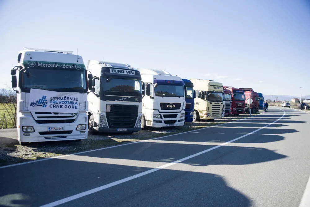 Crnu Goru čeka blokada putničkog saobraćaja?