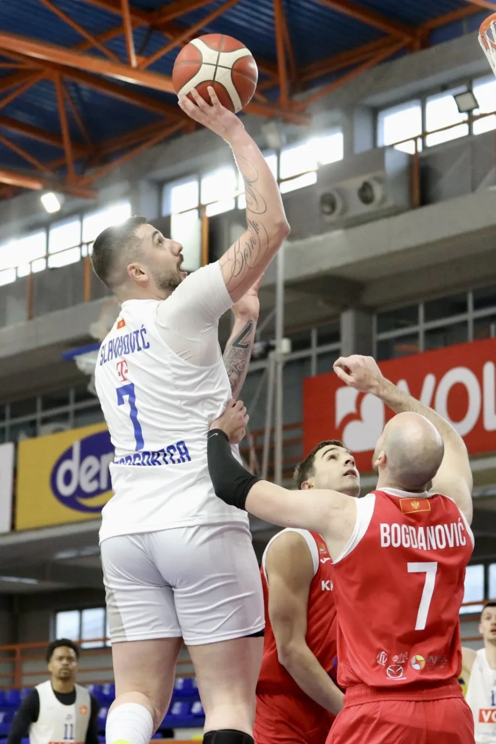 Protiv gradskog rivala u polufinalu