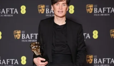 Kilijan Marfi predstavlja koncept virusa bijesa&nbsp;