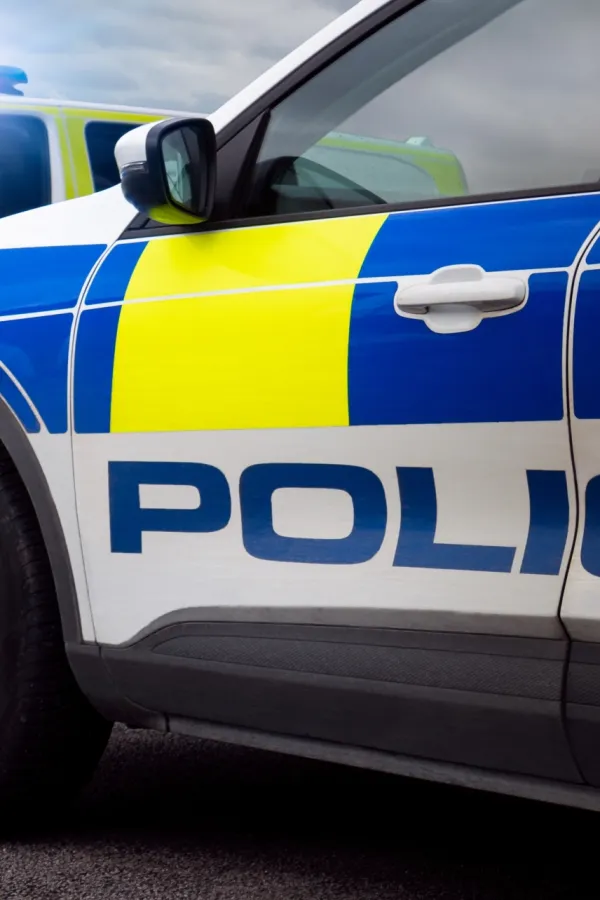 Mu&scaron;karac poginuo, tinejdžer povrijeđen u napadu nožem u skejt parku u Velikoj Britaniji