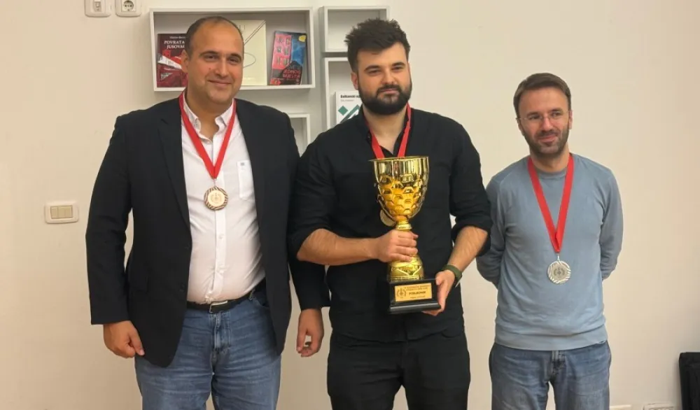 Pehar u rukama Kadrića