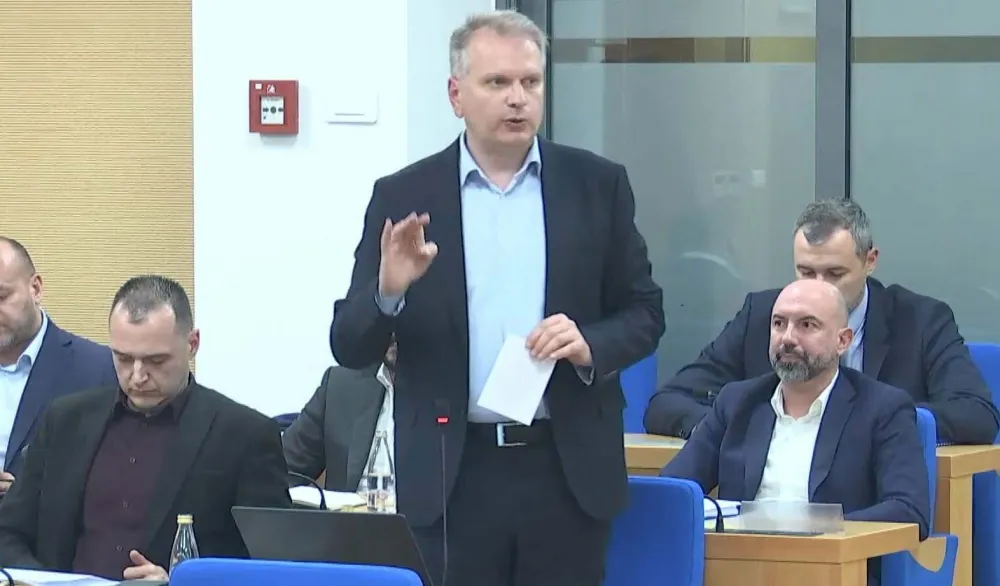 Perić: Prinudna uprava potire lokalnu samoupravu