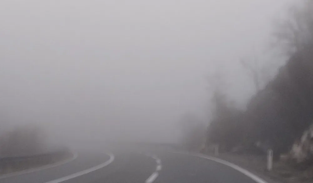 Mokri kolovozi ismanjena vidljivost razlog za oprez