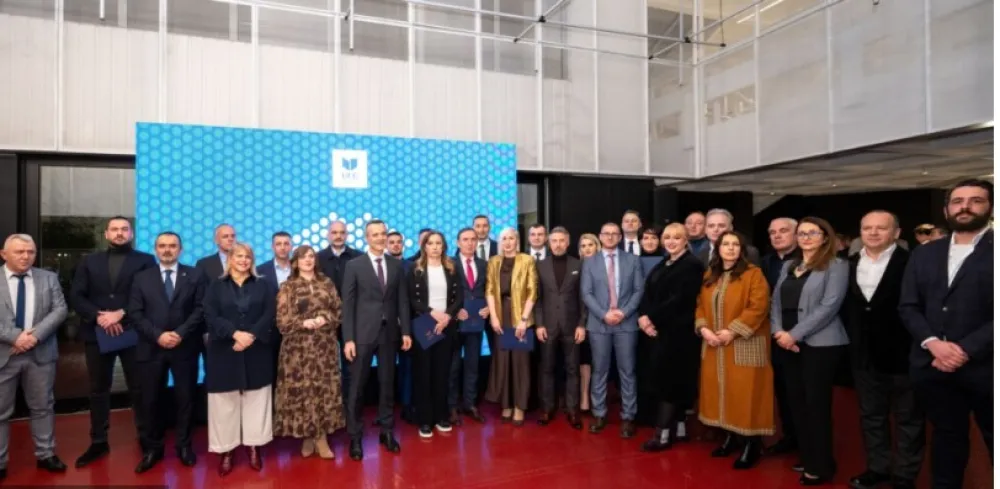 UCG uručio vi&scaron;e od 100 stipendija kroz program &ldquo;Stipendije najboljima, posao kod najboljih&rdquo;