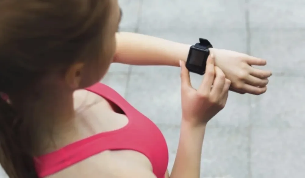 Meta ne odustaje: Stiže pametni sat koji će upravljati va&scaron;im životom?