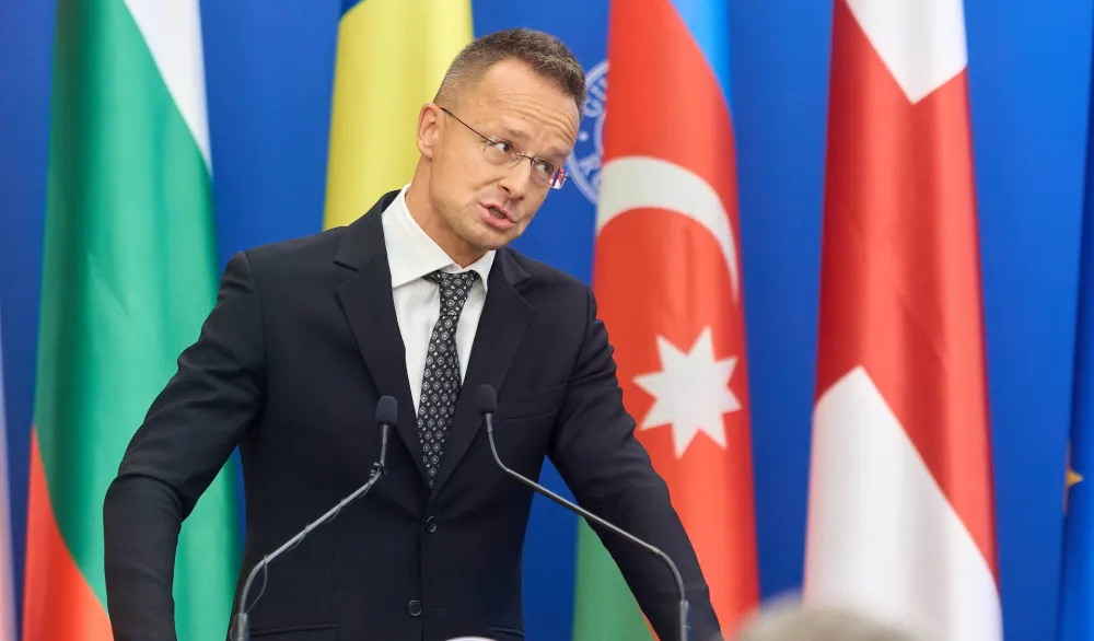 Sijarto: Mađarska će blokirati EU paket od 90 milijardi eura za Ukrajinu