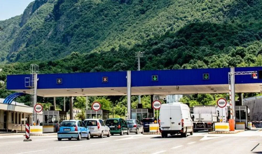 Kroz tunel Sozina od početka godine pro&scaron;lo 379,63 hiljade vozila
