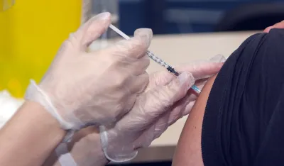 Danas protest ispred Skup&scaron;tine zbog obavezne vakcinacije pred&scaron;kolaca