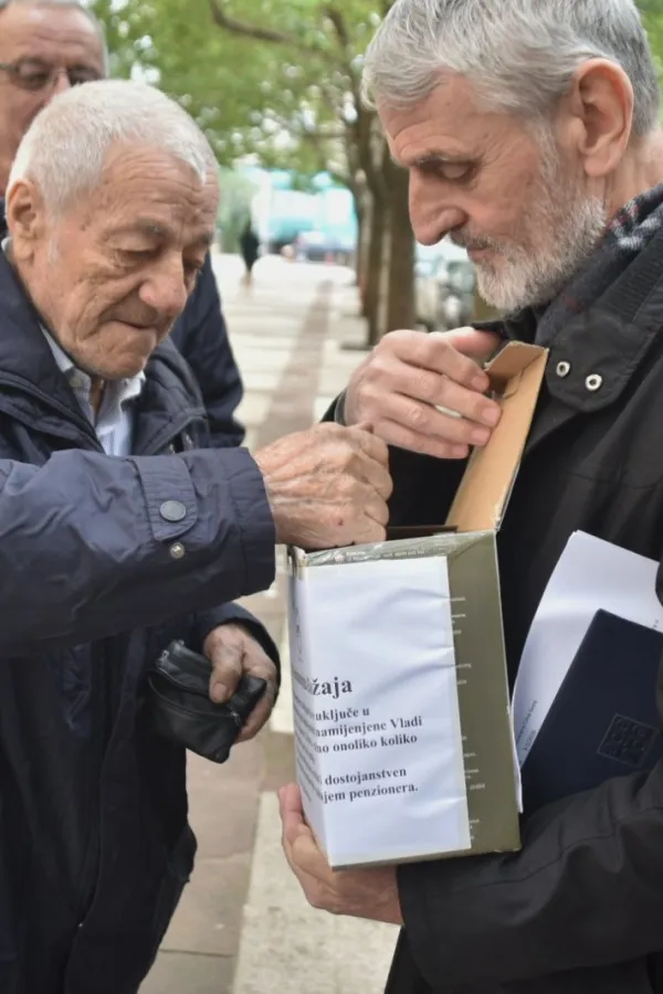 (VIDEO) Penzioneri dali 600 eura za pomoć Vladi: "Nećemo dozvoliti poniženje"