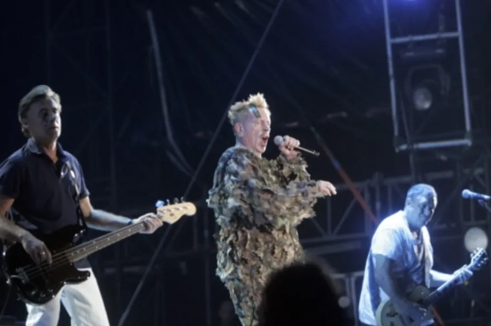 Seks Pistolsi najavili turneju po Velikoj Britaniji povodom 50 godina kultne numere