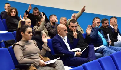 Mijenja se odluka o naknadama za rad odbornika u SO Zeta: Za vjenčanja umjesto 18 primaće 40 eura
