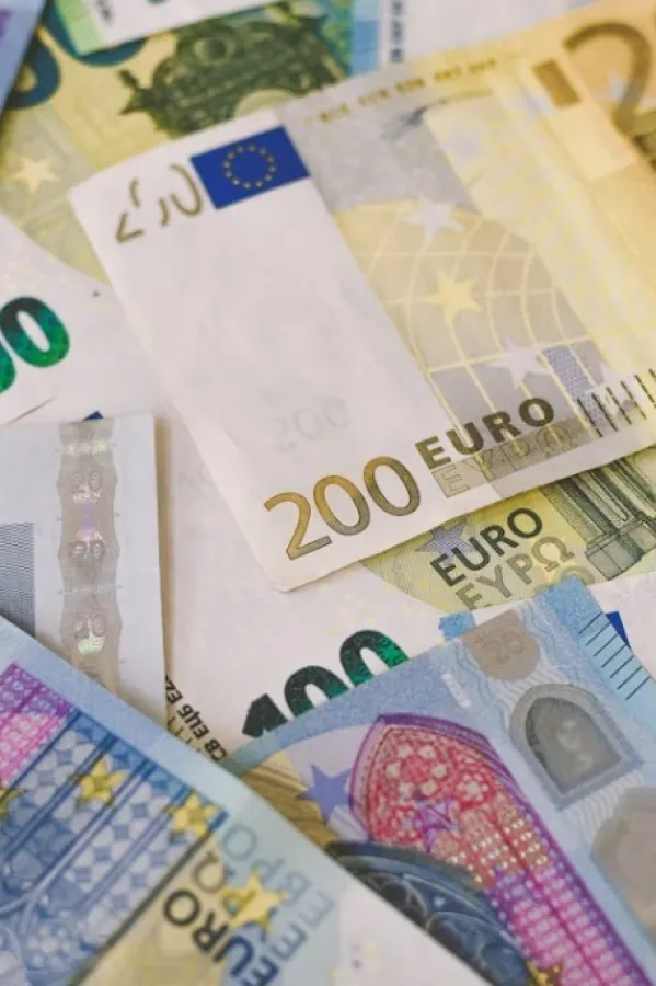 Plaćena naknada za arbitražu sa Kinezima u Parizu