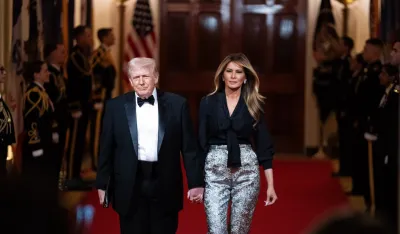 Melaniju kritikovali zbog stajlinga: Metalik pantalone nisu primjerene