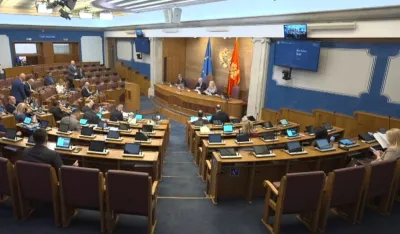 (VIDEO) Abazović: Parlament jasno rekao da nema novca za dječije dodatke