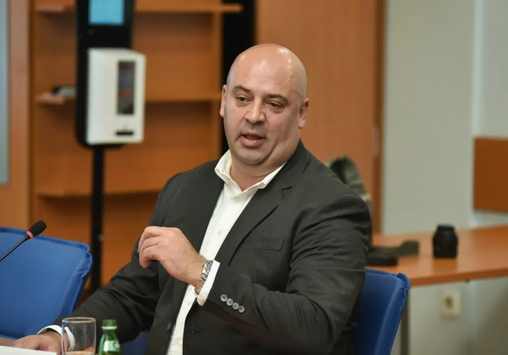 Tolić: Aerodromi planiraju da ulože u opremu i adaptacije 21 milion eura