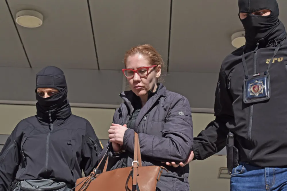 Bratić: Neću dati lozinku telefona, da je vječna istina i pravda