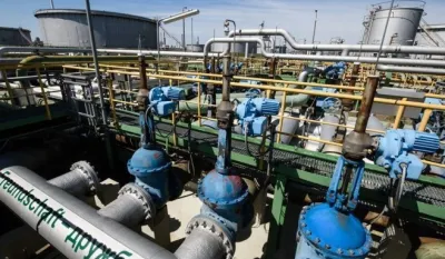 Velika Britanija izuzela iz sankcija naftovod Družbu do oktobra naredne godine