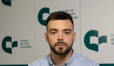 Obradović: Zabrinjavajuća presuda u slučaju napada na novinare u Gornjem Zaostru