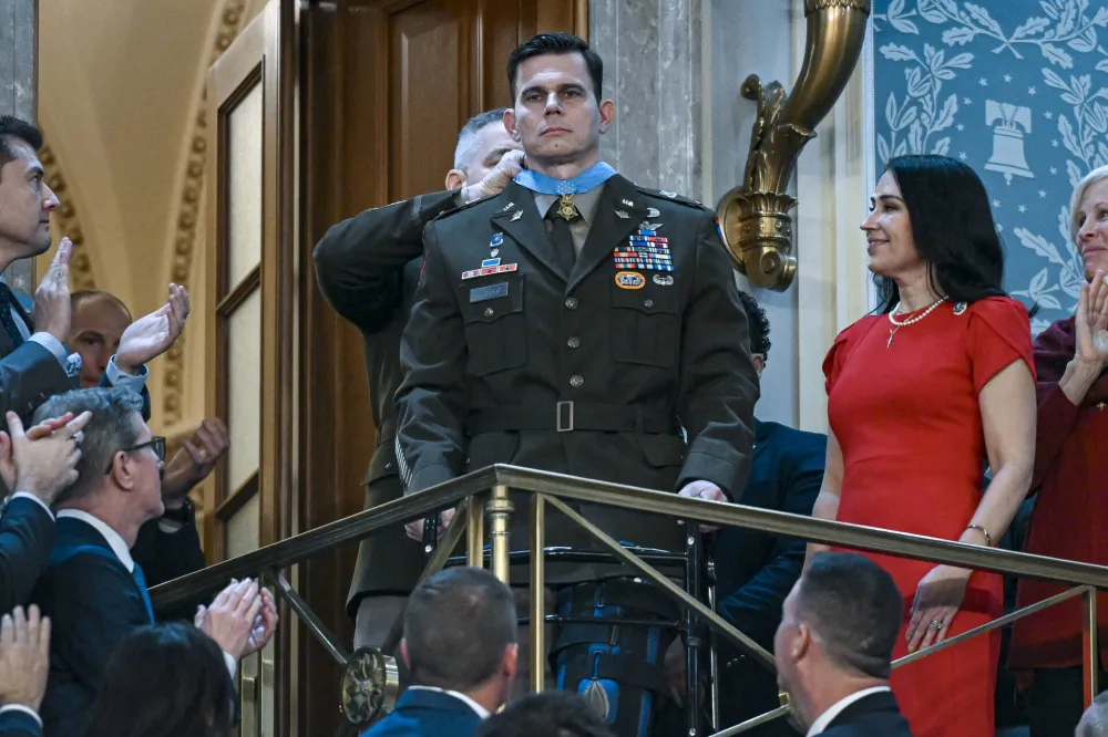 Tramp dodijelio Medalju časti pilotu koji je učestvovao u hap&scaron;enju Madura u Kongresu