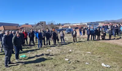 Biv&scaron;i radnici Rudnika boksita ne&nbsp;dozvoljavaju radove na sindikalnom placu